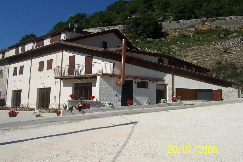 Bio Agriturismo Valle Scannese Villa สกันโน ภายนอก รูปภาพ